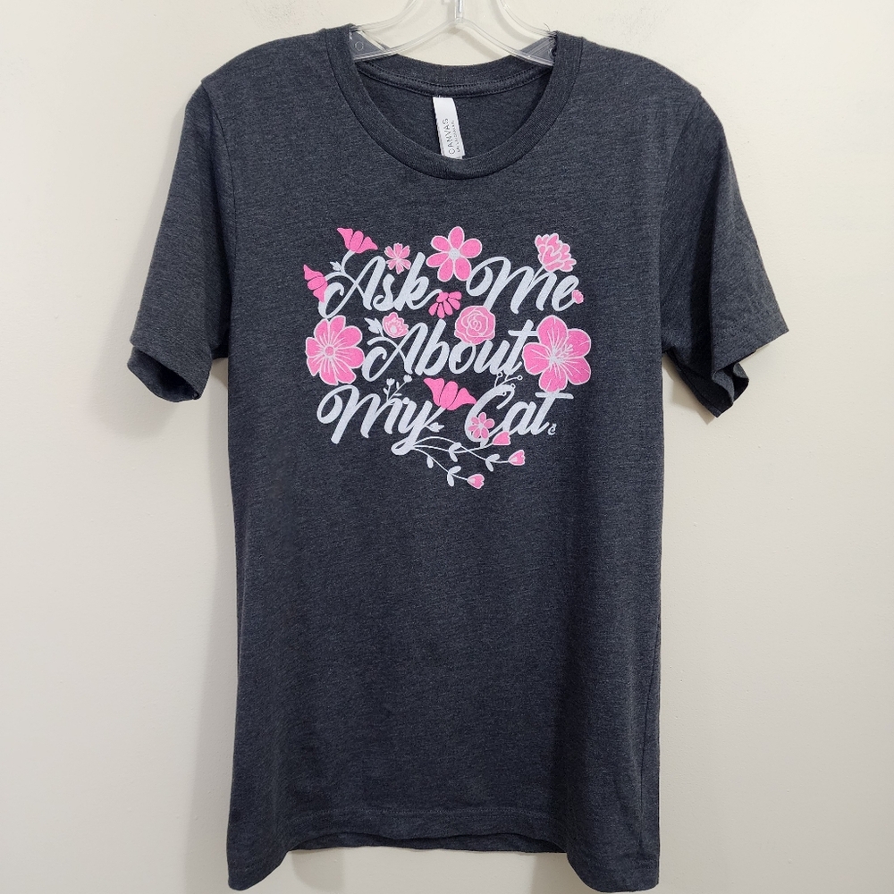 Canvas Ask Me about my cat floral print short sleeve graphic t-shirt woman sz S